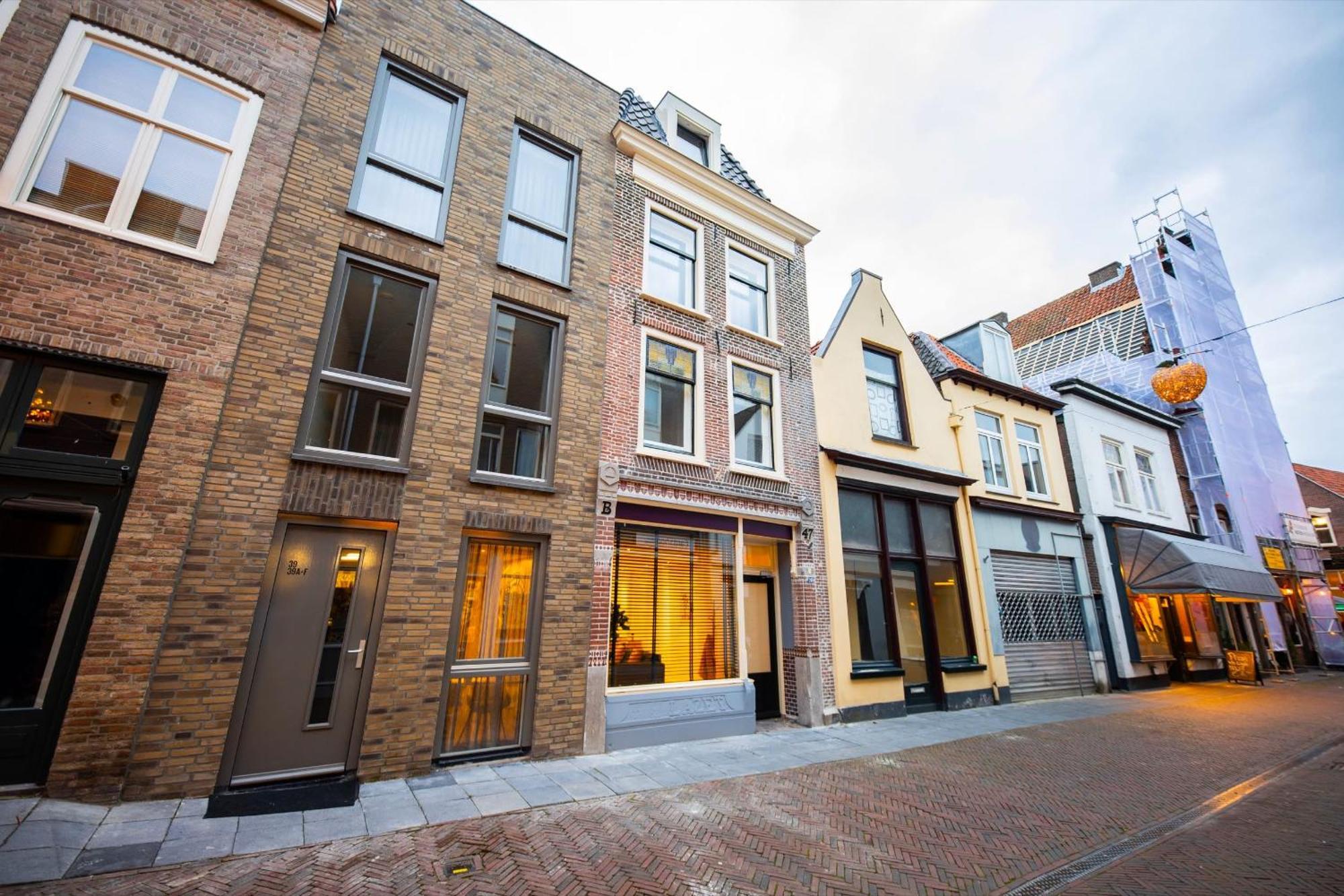 Friendly 50M2 One-Bedroom Apartment - We39A Tiel Exterior photo